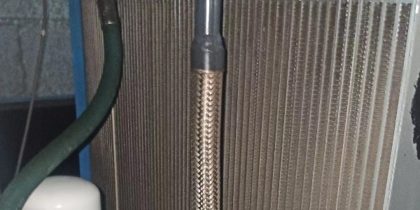 空壓機冷卻器產生水垢，如何清理？